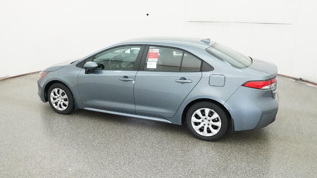 2025 Toyota Corolla LE photo 29
