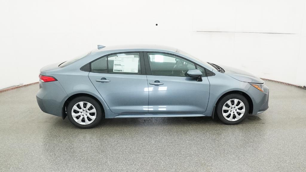 2025 Toyota Corolla LE photo 25
