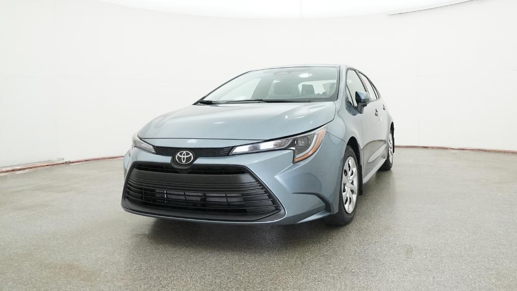 2025 Toyota Corolla LE photo 4