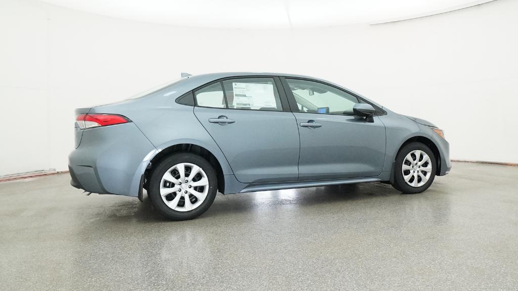 2025 Toyota Corolla LE photo 23