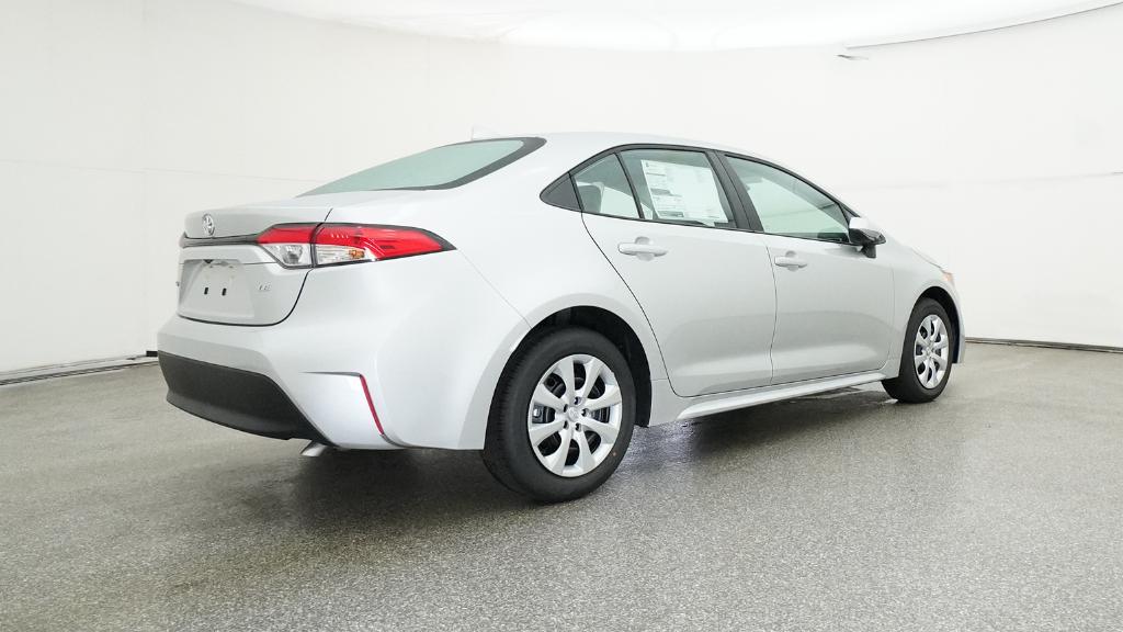 2025 Toyota Corolla LE photo 18