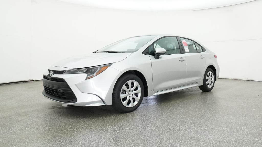 2025 Toyota Corolla LE photo 3