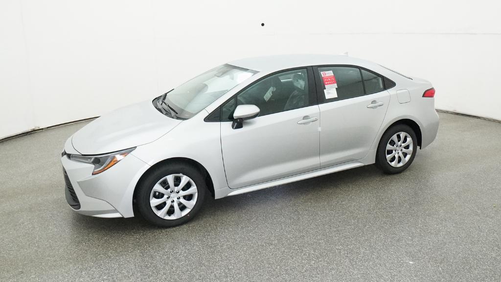2025 Toyota Corolla LE photo 4