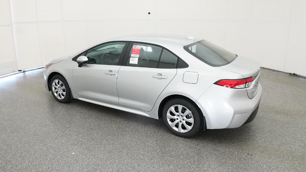 2025 Toyota Corolla LE photo 27