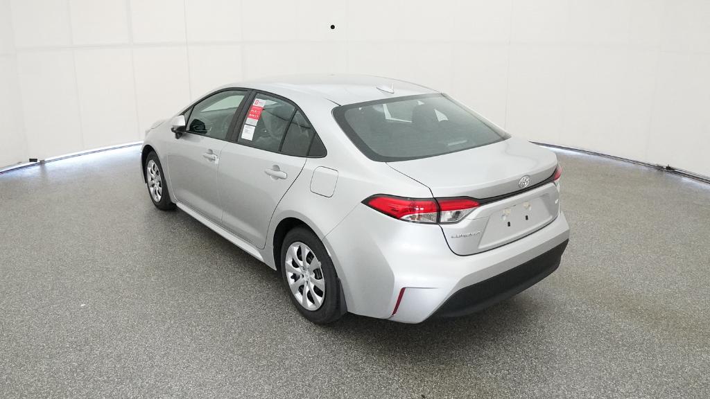 2025 Toyota Corolla LE photo 26