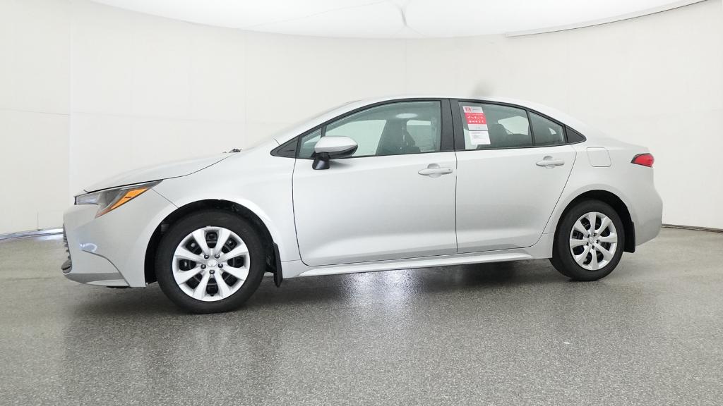 2025 Toyota Corolla LE photo 14
