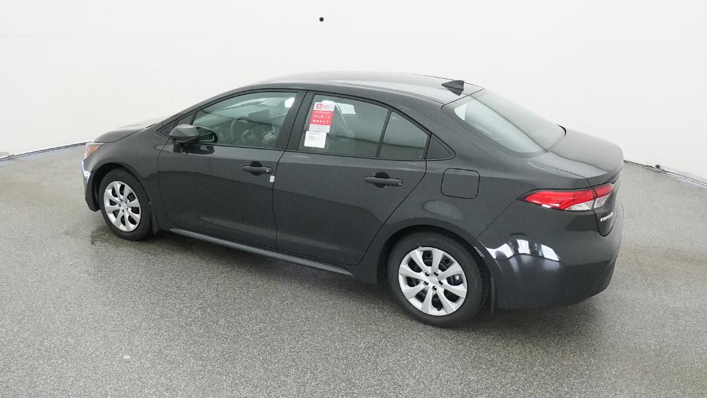 2025 Toyota Corolla LE photo 11