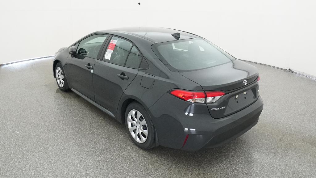 2025 Toyota Corolla LE photo 13