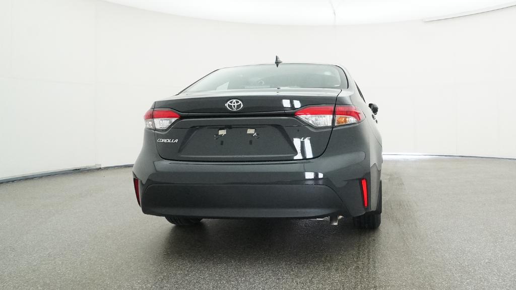 2025 Toyota Corolla LE photo 17