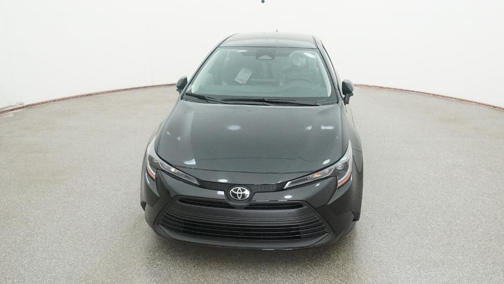 2025 Toyota Corolla LE photo 2