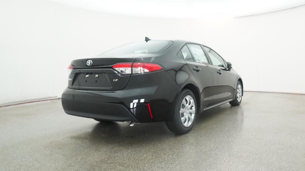 2025 Toyota Corolla LE photo 4