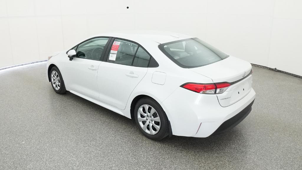2025 Toyota Corolla LE photo 11
