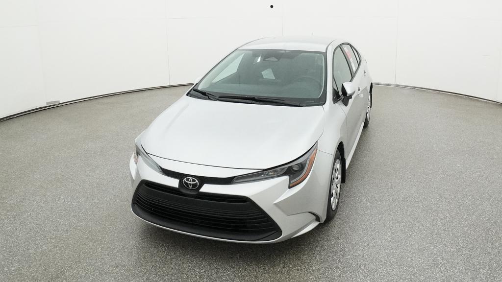 2026 Toyota Corolla LE photo 4