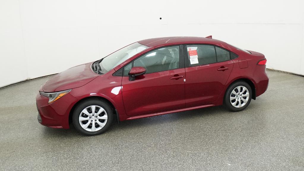 2026 Toyota Corolla LE photo 5