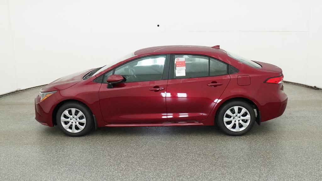 2026 Toyota Corolla LE photo 7