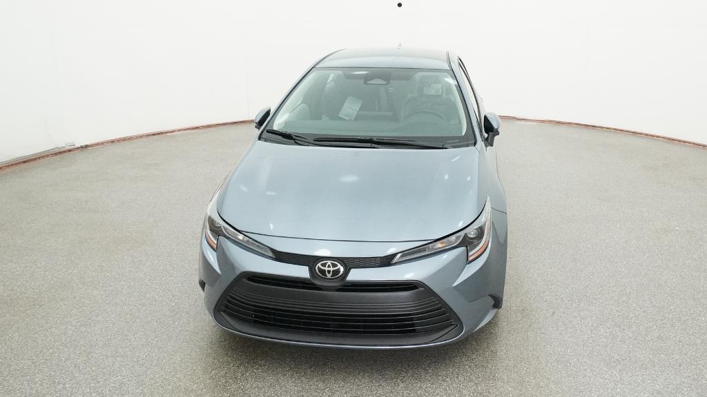 2026 Toyota Corolla LE photo 2