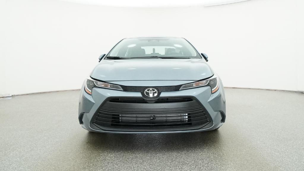 2026 Toyota Corolla LE photo 2
