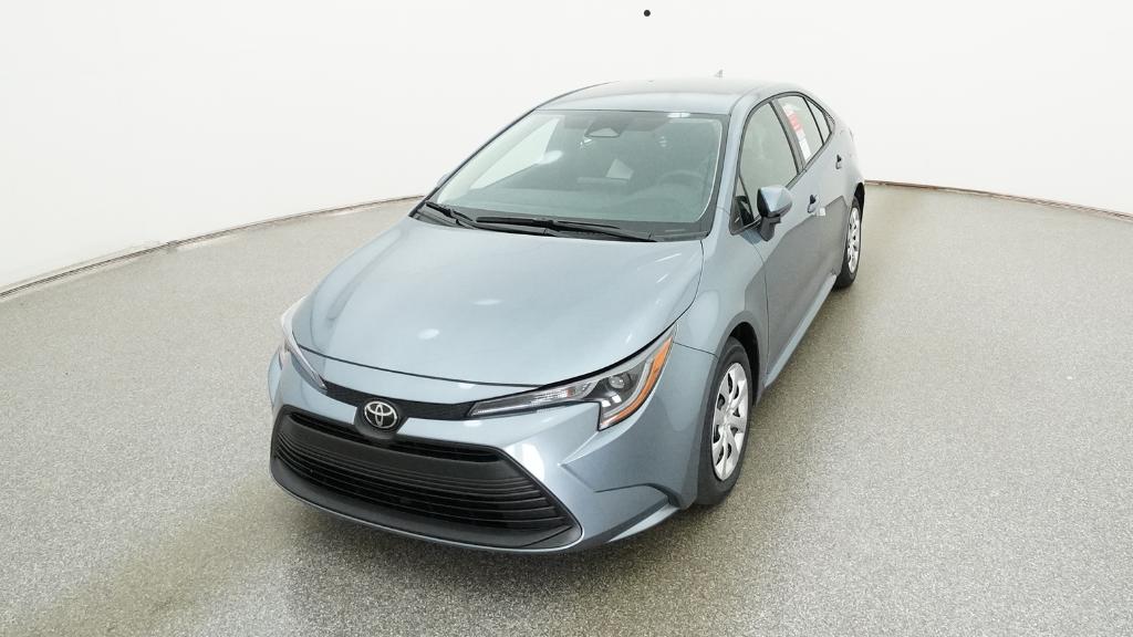 2026 Toyota Corolla LE photo 4