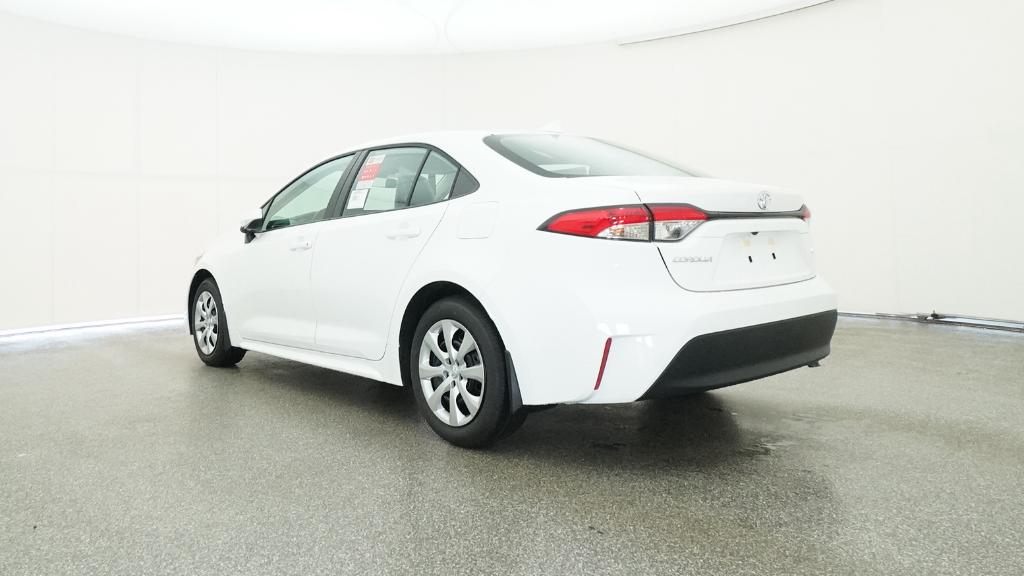 2026 Toyota Corolla LE photo 14