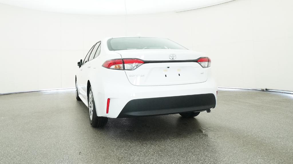 2026 Toyota Corolla LE photo 15