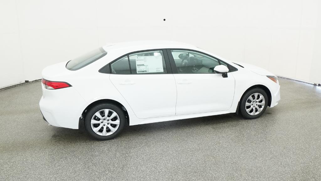 2026 Toyota Corolla LE photo 24