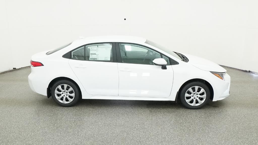 2026 Toyota Corolla LE photo 25