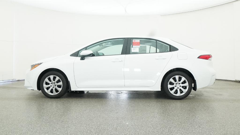 2026 Toyota Corolla LE photo 10