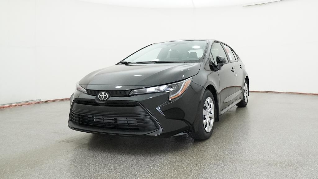 2026 Toyota Corolla LE photo 4