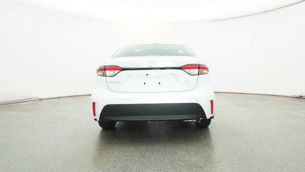 2026 Toyota Corolla LE photo 2