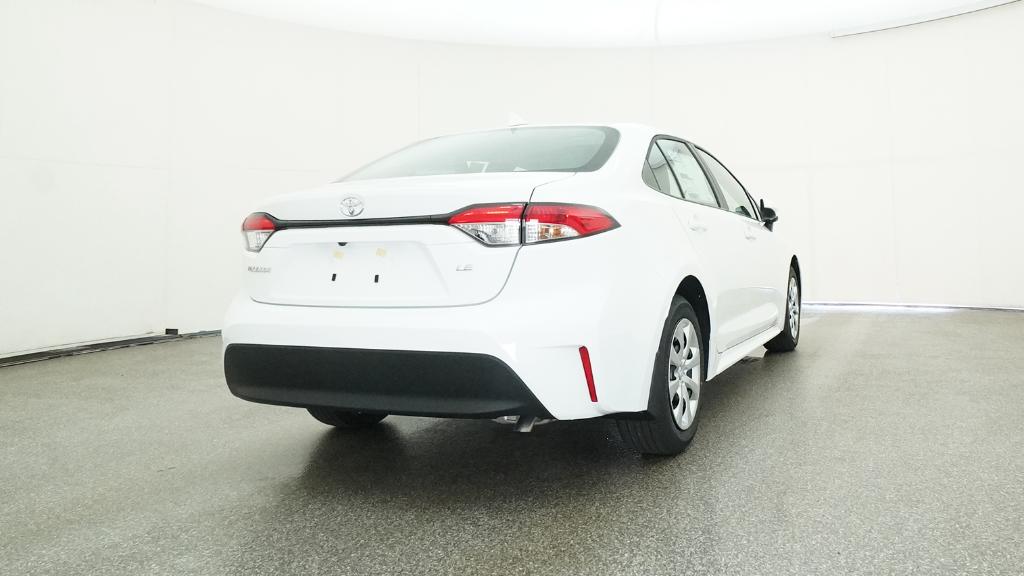 2026 Toyota Corolla LE photo 16