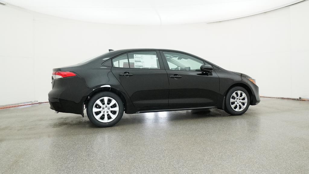 New 2026 Midnight Black Metallic Toyota LE image 33