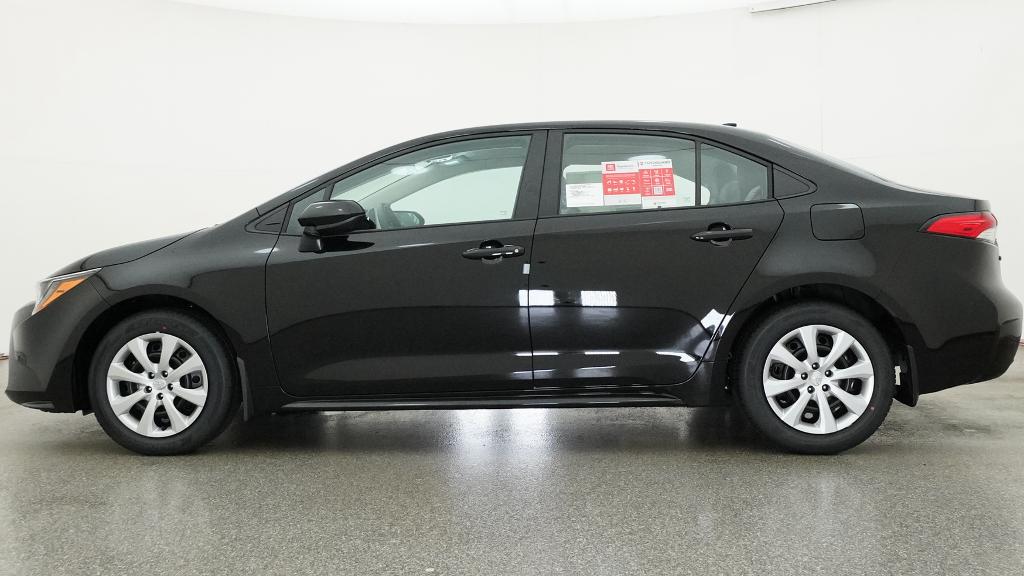 New 2026 Midnight Black Metallic Toyota LE image 20