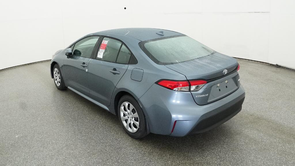 2026 Toyota Corolla LE photo 13