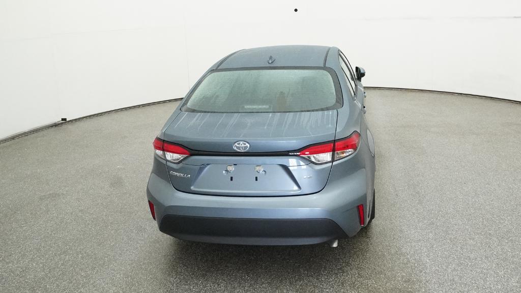 2026 Toyota Corolla LE photo 18