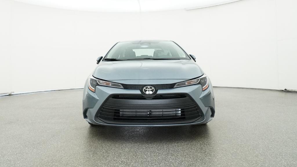 2026 Toyota Corolla LE photo 3