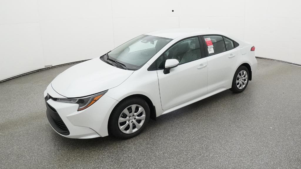 2026 Toyota Corolla LE's photo