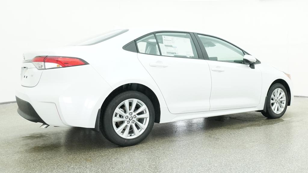 New 2026 Wind Chill Pearl <sup>1</sup> Toyota  LE image 17