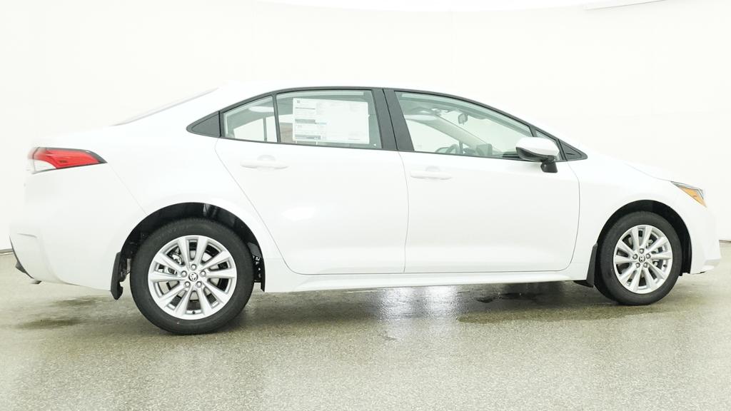 New 2026 Wind Chill Pearl <sup>1</sup> Toyota  LE image 15