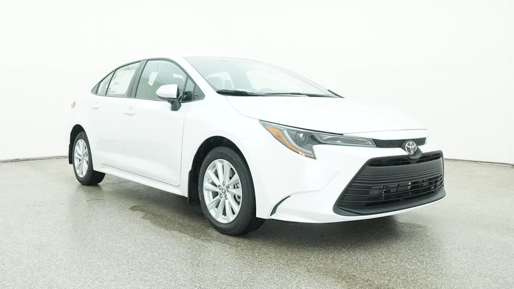 New 2026 Wind Chill Pearl <sup>1</sup> Toyota  LE image 9