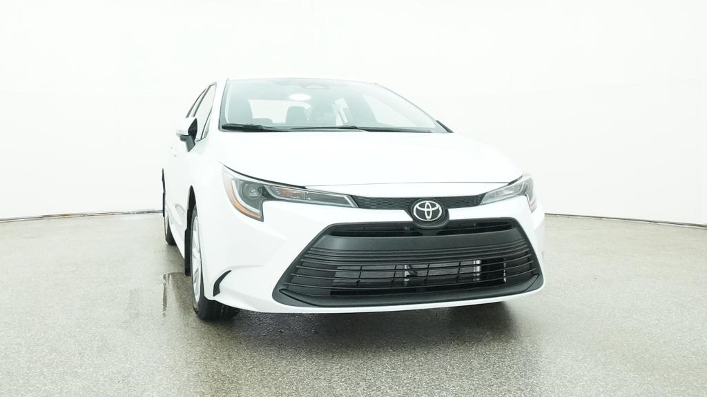 New 2026 Wind Chill Pearl <sup>1</sup> Toyota  LE image 7