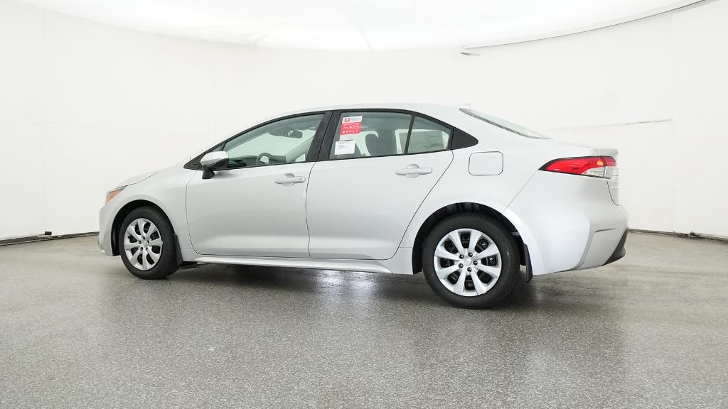 2026 Toyota Corolla LE photo 10