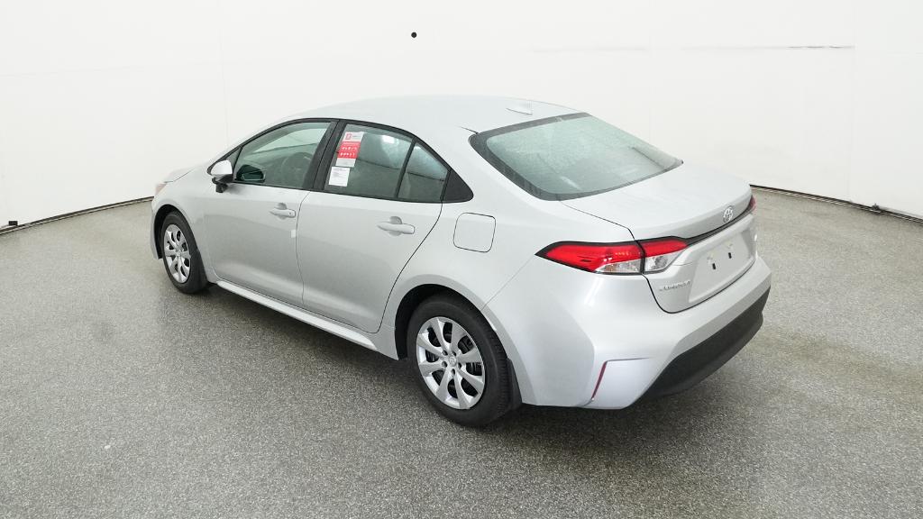 2026 Toyota Corolla LE photo 11