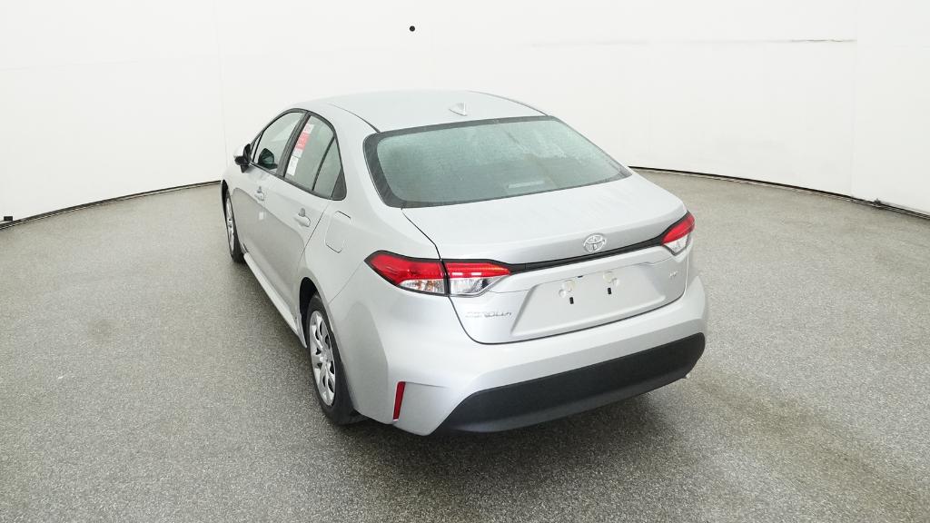2026 Toyota Corolla LE photo 14