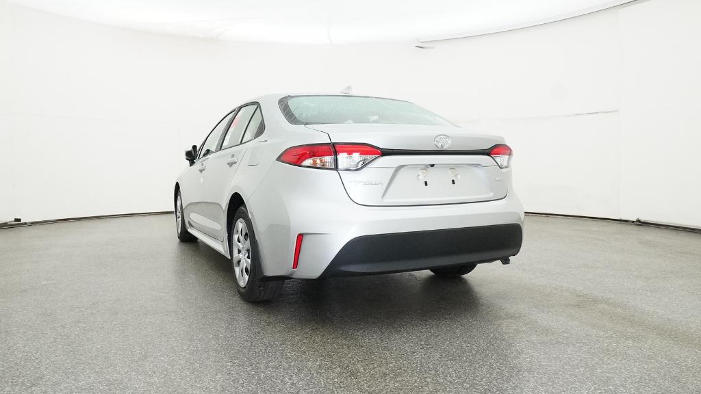 2026 Toyota Corolla LE photo 13