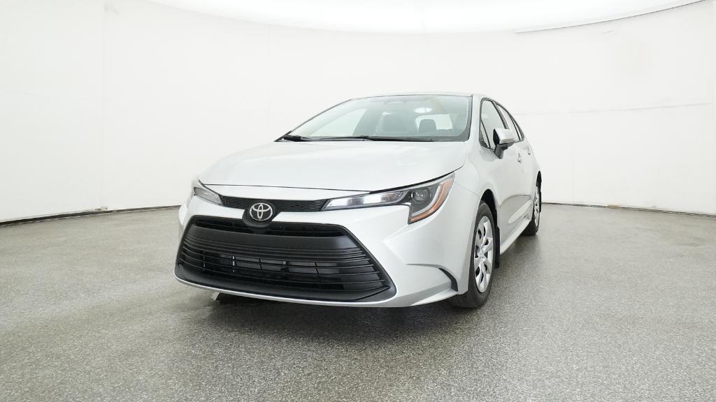 2026 Toyota Corolla LE photo 2