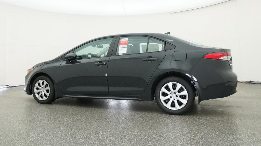 2026 Toyota Corolla LE photo 11