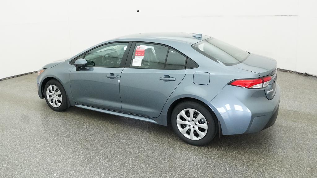 2026 Toyota Corolla LE photo 11