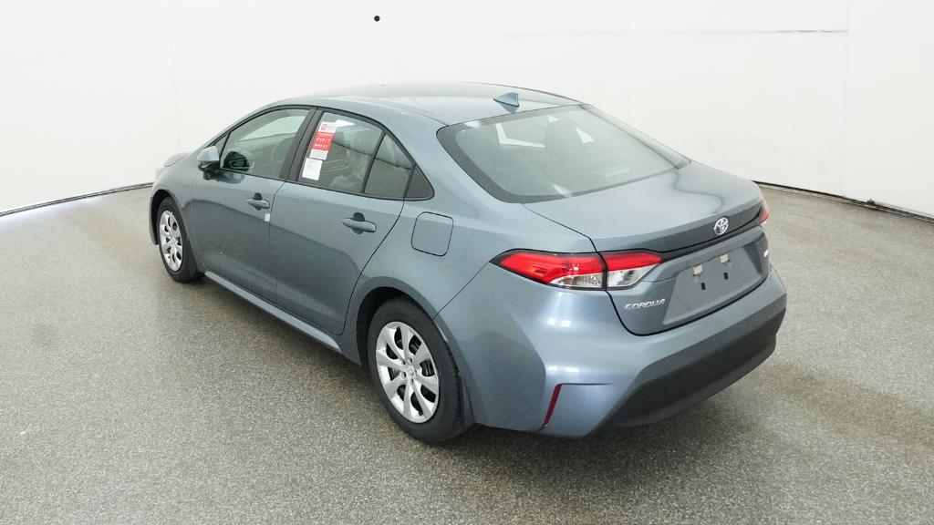 2026 Toyota Corolla LE photo 13