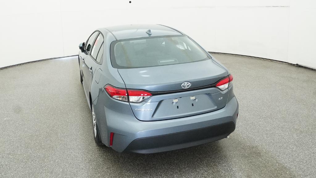 2026 Toyota Corolla LE photo 16