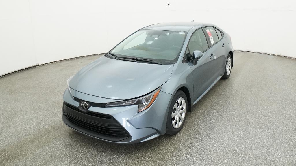 2026 Toyota Corolla LE photo 5